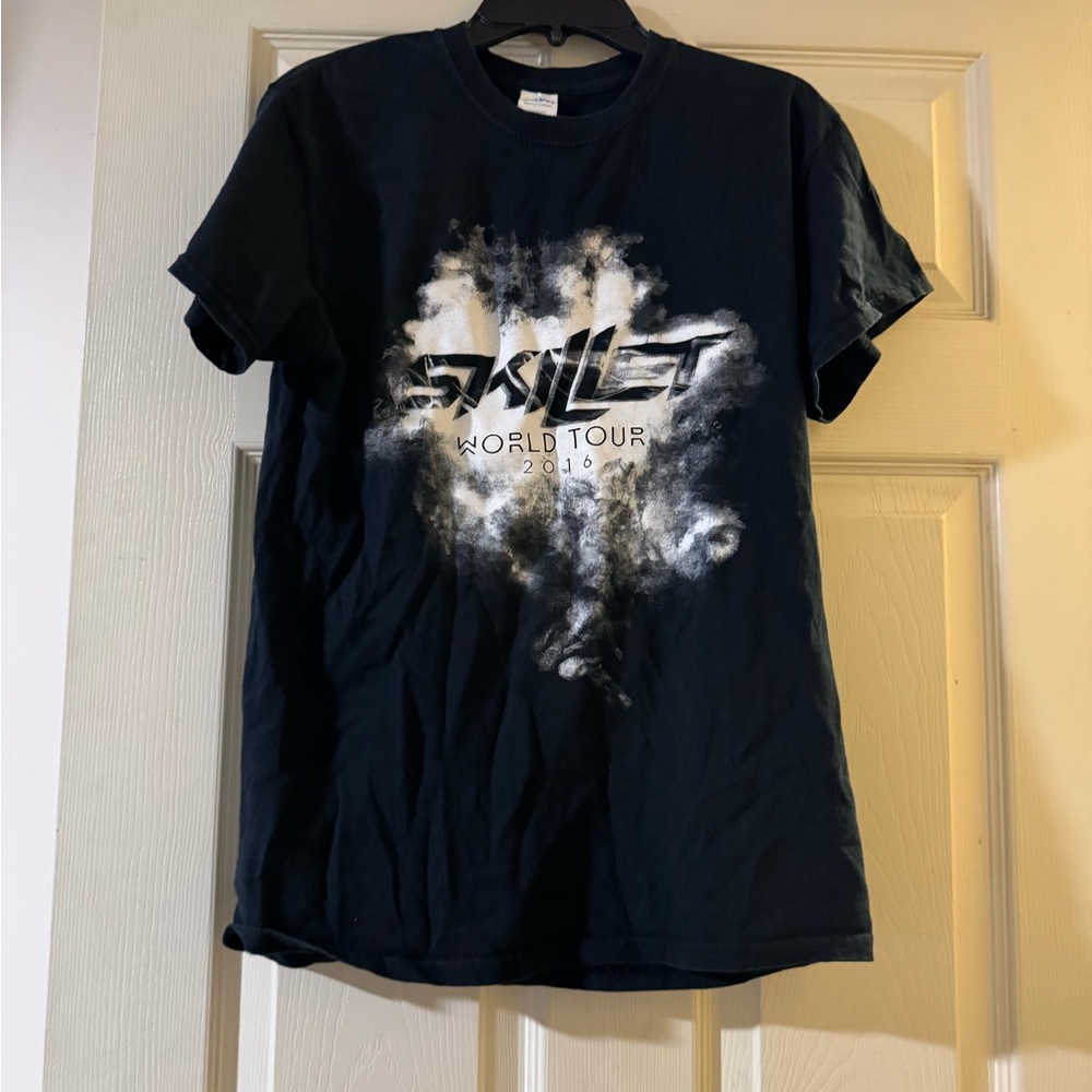 Gildan Black World Tour 2014 T-Shirt